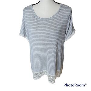 Rewind Striped Short Sleeved T-Shirt. NWT.  Size XXL.
